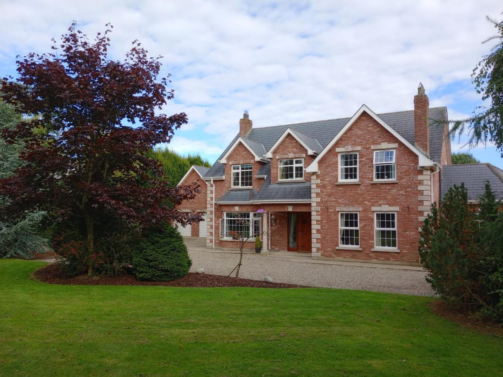 Tullynacrunat Lodge Castleblayney Ngoại thất bức ảnh
